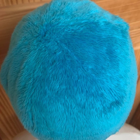 The North Face Girls Denali Thermal Fleece Beanie in turquoise blue - Picture 4 of 5